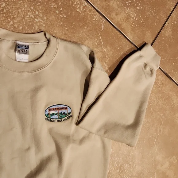 Tan Colorado pullover - Picture 4 of 4